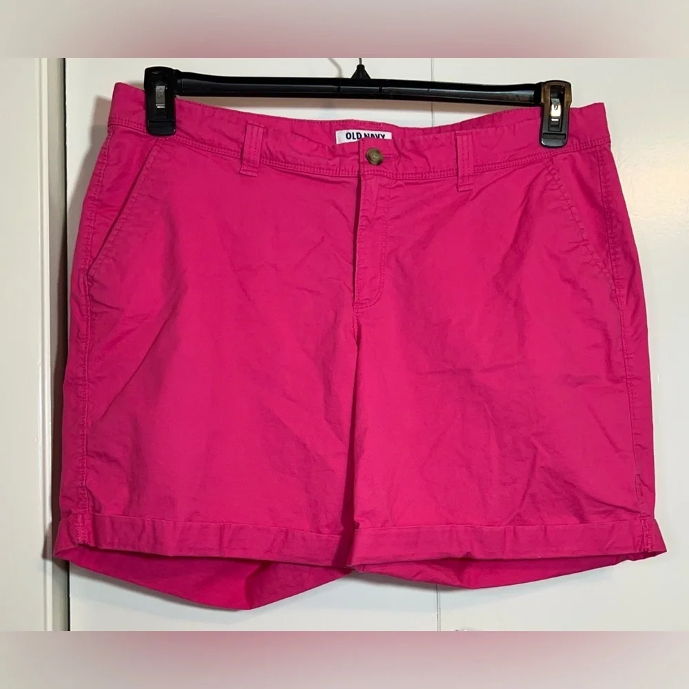 Old Navy Pink Bermuda Shorts Women’s Size 16 - Picture 2 of 8